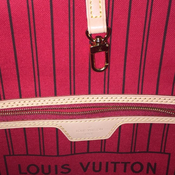 Louis Vuitton Neverfull - Picture 5 of 8